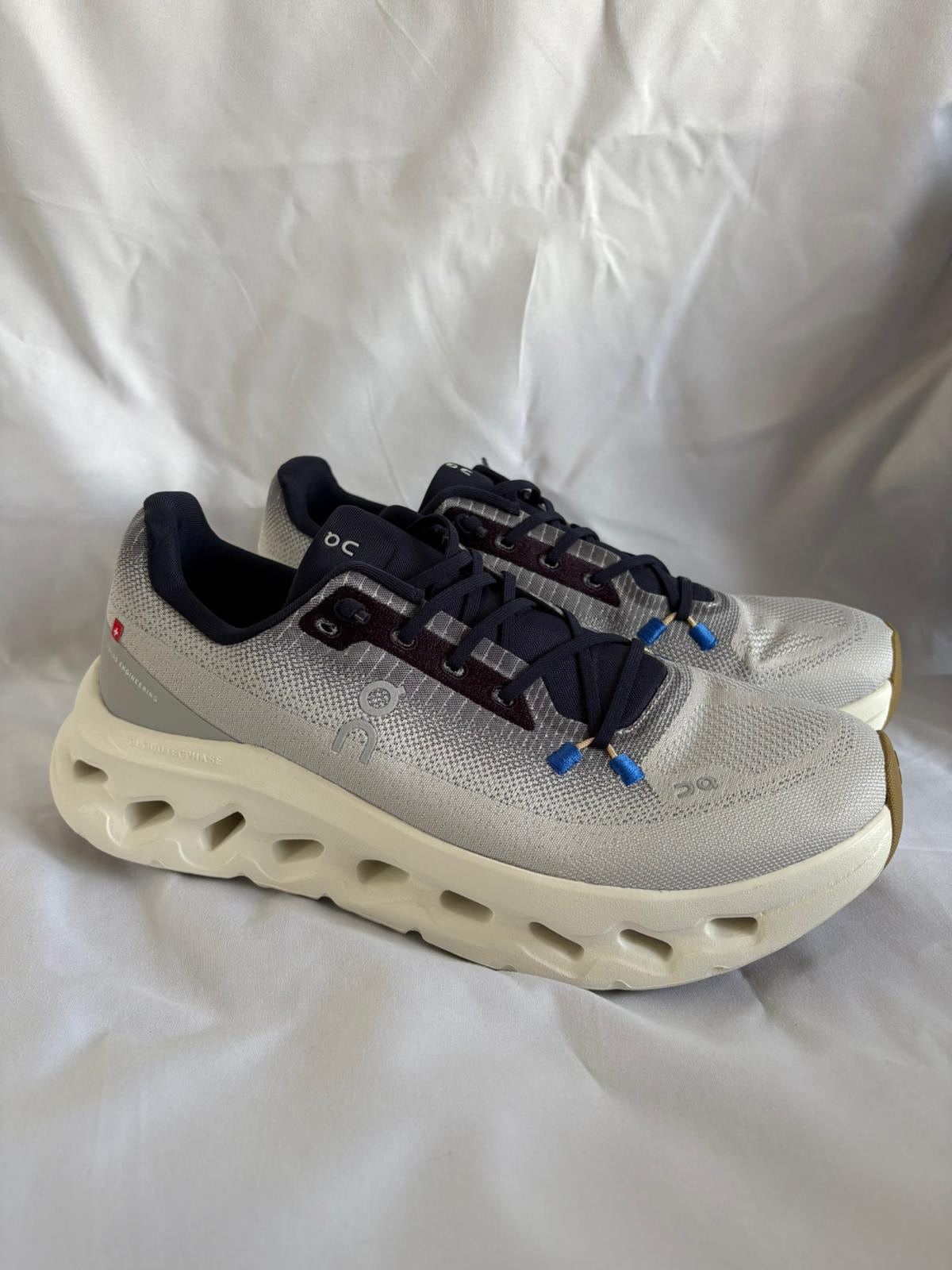 On Cloud Runner — Grey